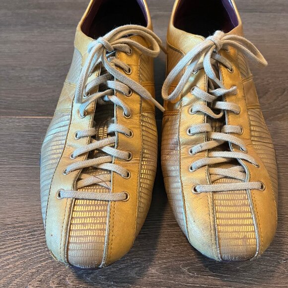 Cole Haan Woman's Gold Shoes- Size 8 1/2B - Picture 2 of 6